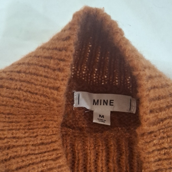 Mine Women'sWarm Brown Knit Sweater Size M - Picture 3 of 8